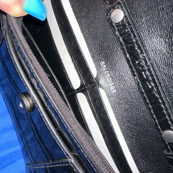 Authentic Balenciaga Bg - Picture 5 of 5